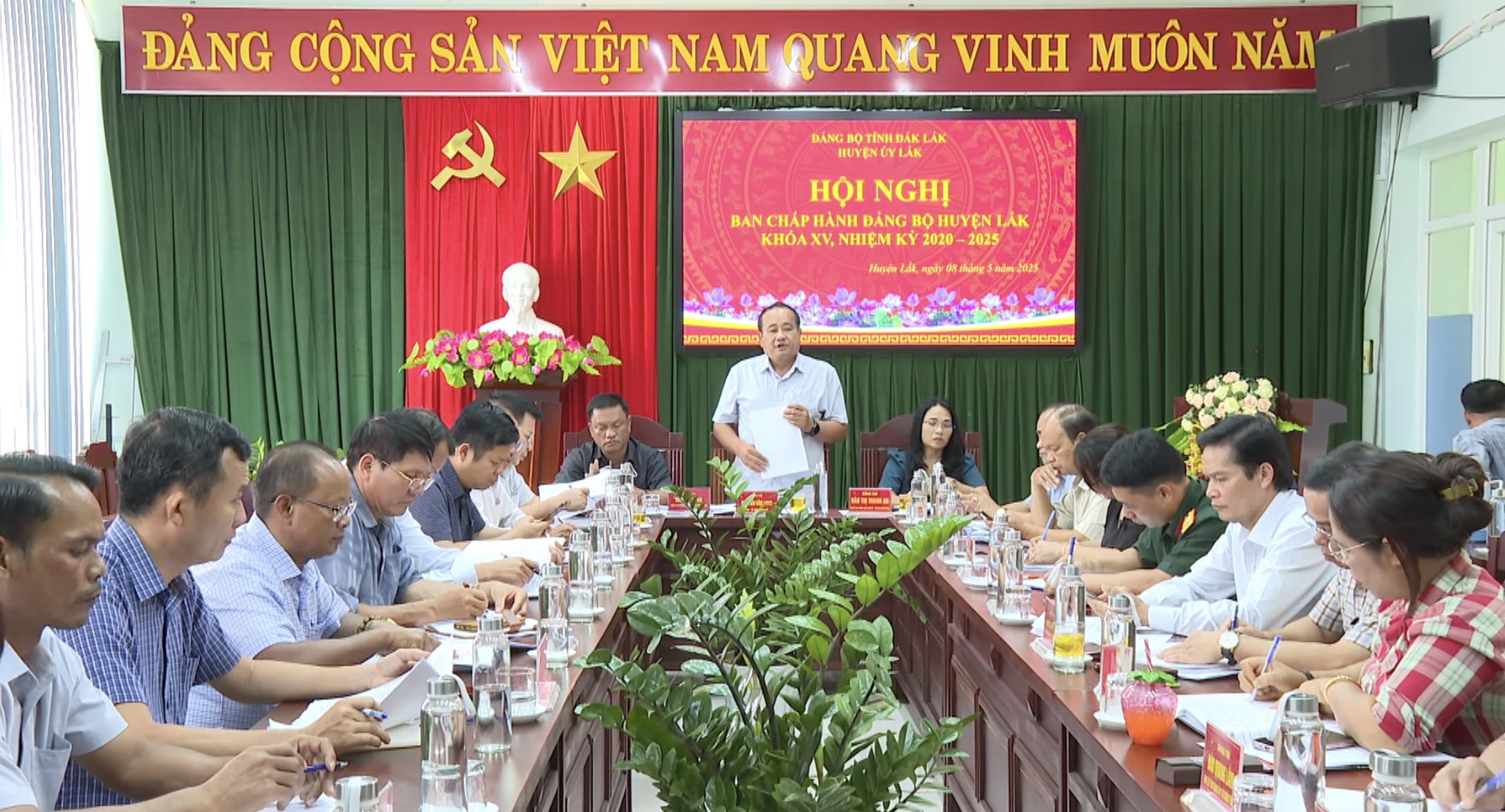 Hội nghị Ban chấp hành Đảng bộ huyện khóa XV, nhiệm kỳ 2020-2025
