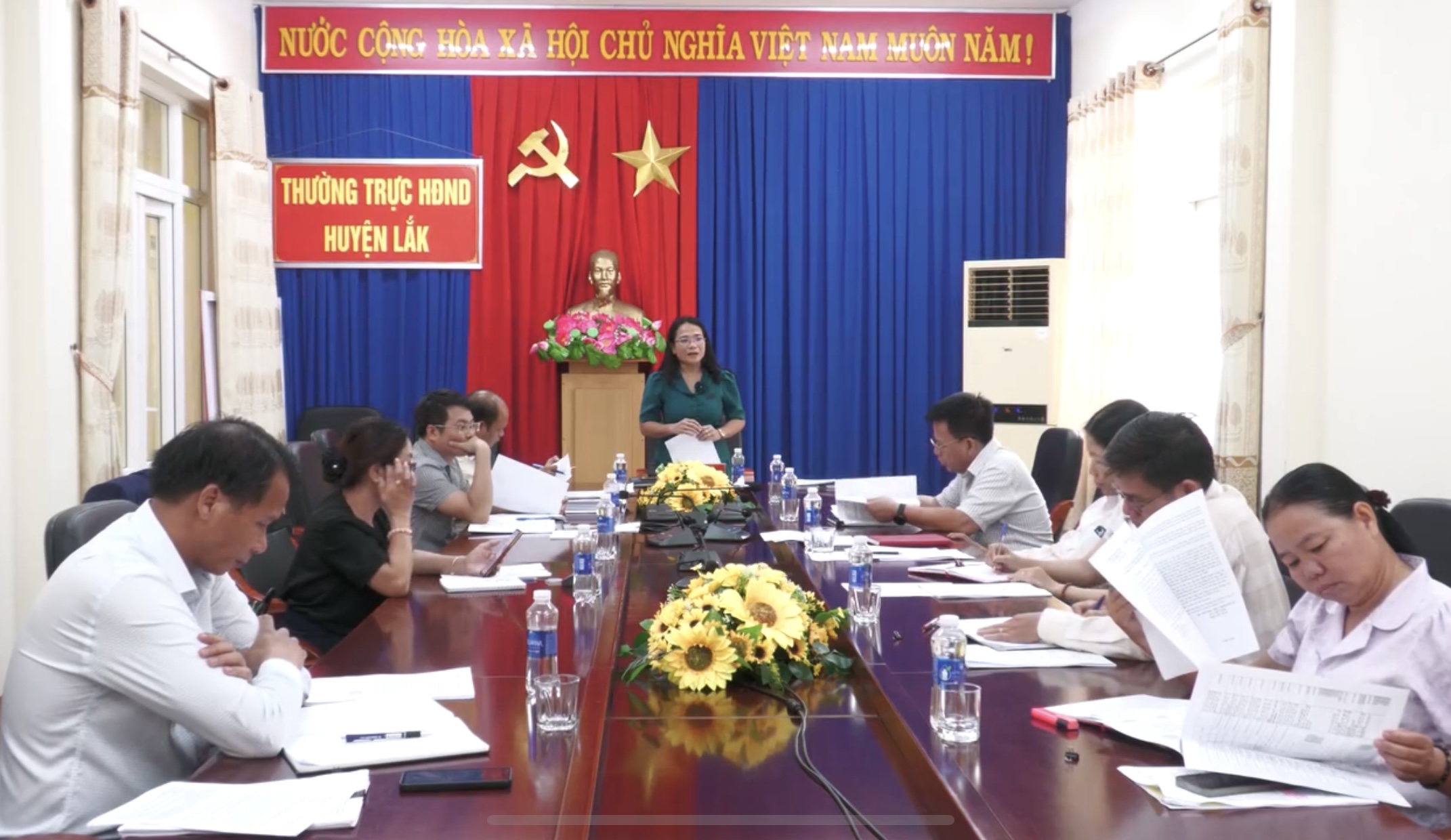 Thường trực HĐND huyện đánh giá kết quả hoạt động tháng 4 triển khai nhiệm vụ tháng 5