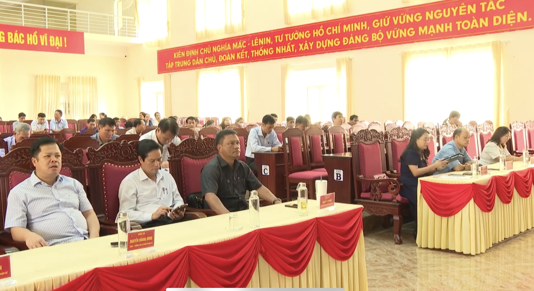 Hội nghị toàn quốc tập huấn về tổ chức và hoạt động của tổ chức Đảng, chính quyền, Mặt trận Tổ quốc, đoàn thể