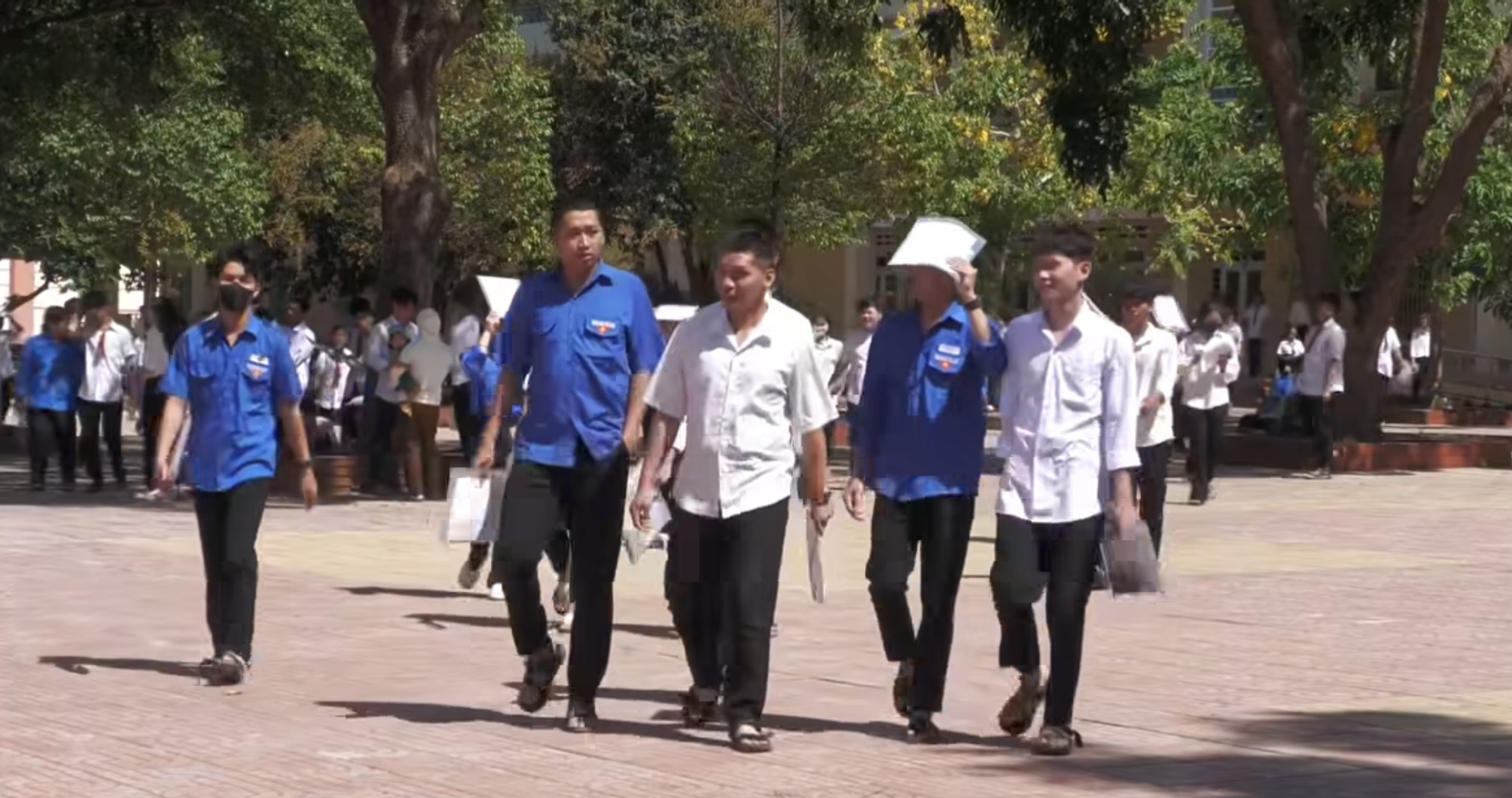 Kết thúc kỳ thi tốt nghiệp trung học phổ thông tại điểm thi THPT Lắk, không có thí sinh vi phạm quy chế thi