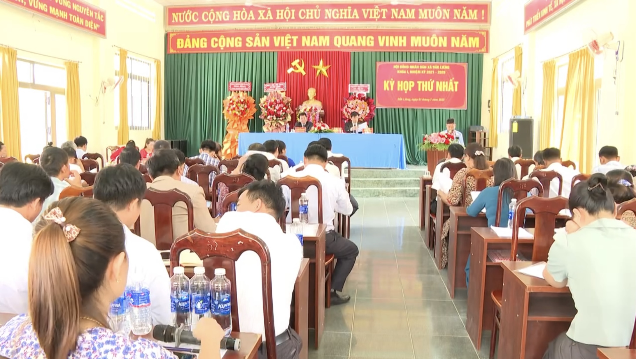 Hội đồng Nhân dân xã Đắk Liêng tổ chức thành công kỳ họp thứ nhất, nhiệm kỳ 2021 – 2026