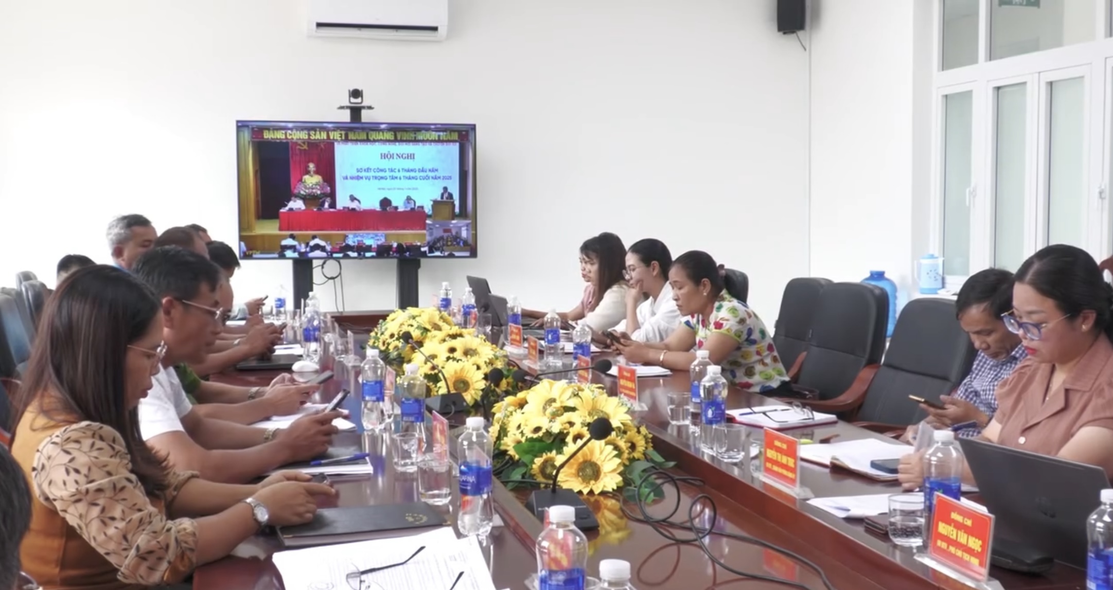Hội nghị trực tuyến sơ kết công tác 6 tháng đầu năm 2025 của Ban Chỉ đạo Trung ương về phát triển khoa học, công nghệ, đổi mới sáng tạo và chuyển đổi số