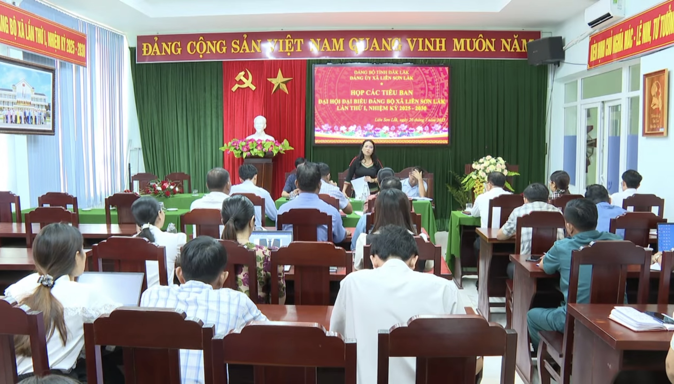 Họp các tiểu ban Đại hội đại biểu Đảng bộ xã Liên Sơn Lắk lần thứ I, nhiệm kỳ 2025 – 2030