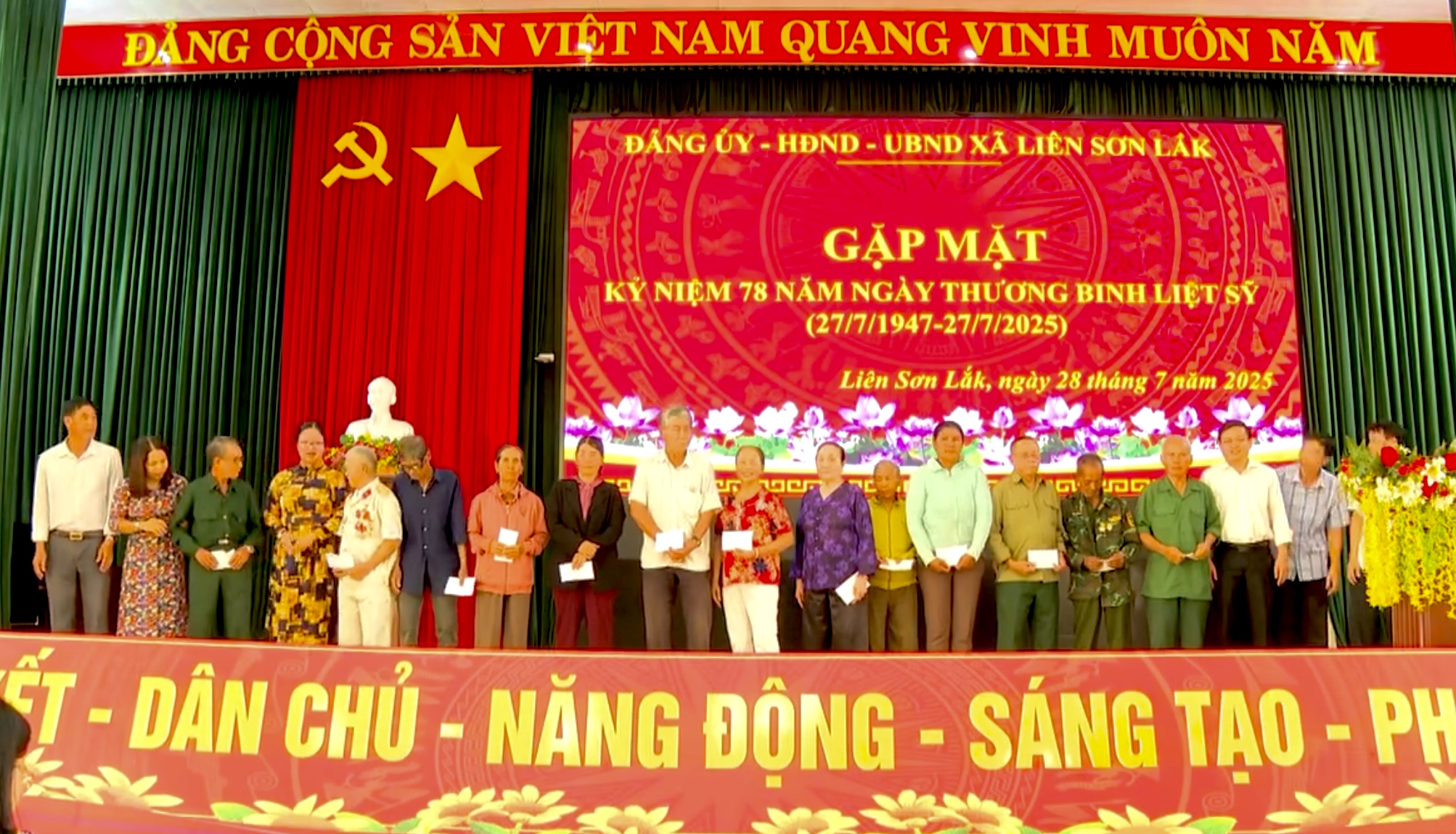 Xã Liên Sơn Lắk tổ chức Lễ kỷ niệm 78 năm Ngày Thương binh – Liệt sĩ (27/7/1947 – 27/7/2025)