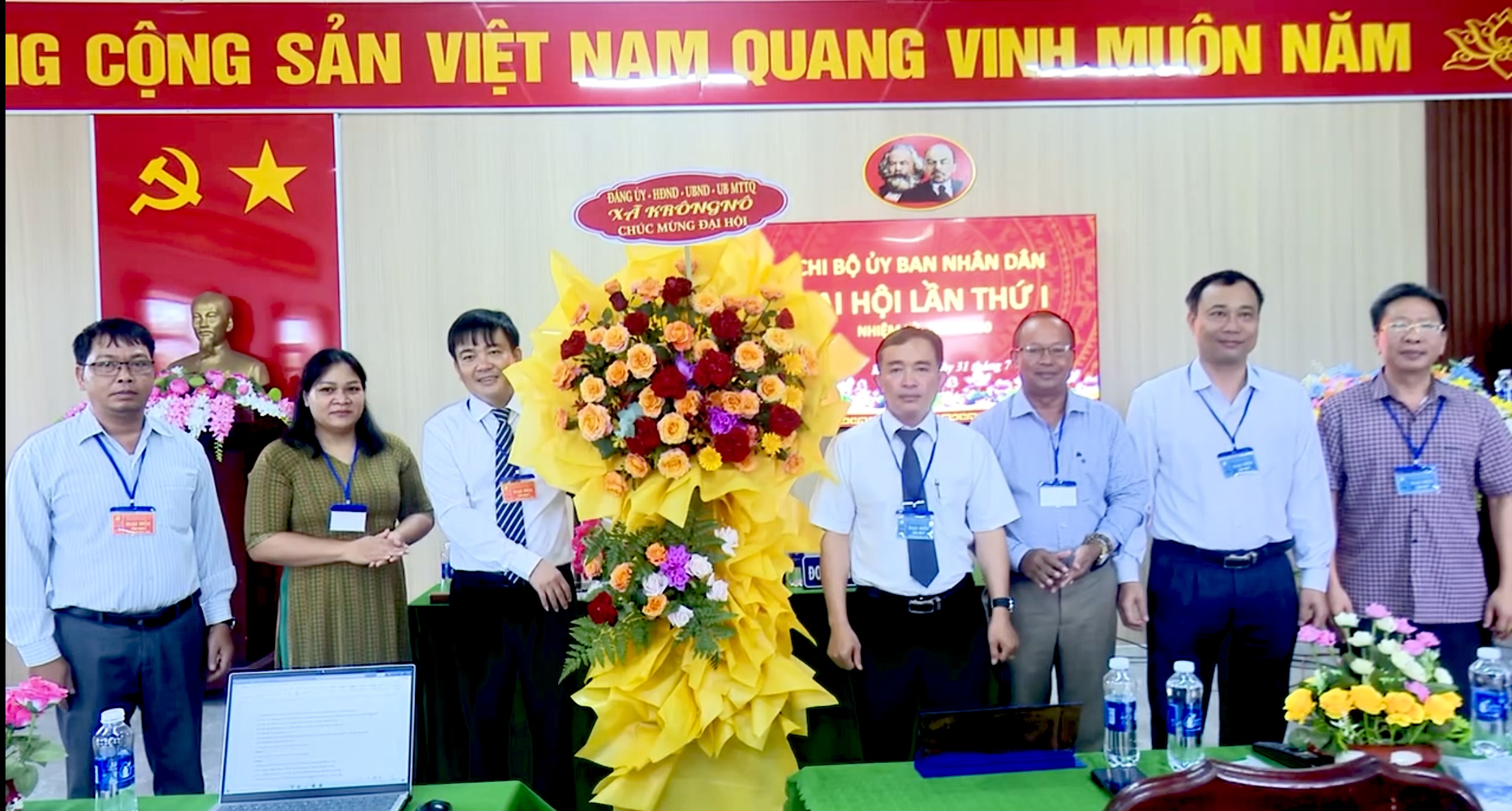 Đại hội chi bộ cơ quan UBND xã Krông Nô lần thứ nhất, nhiệm kỳ 2025 -2030