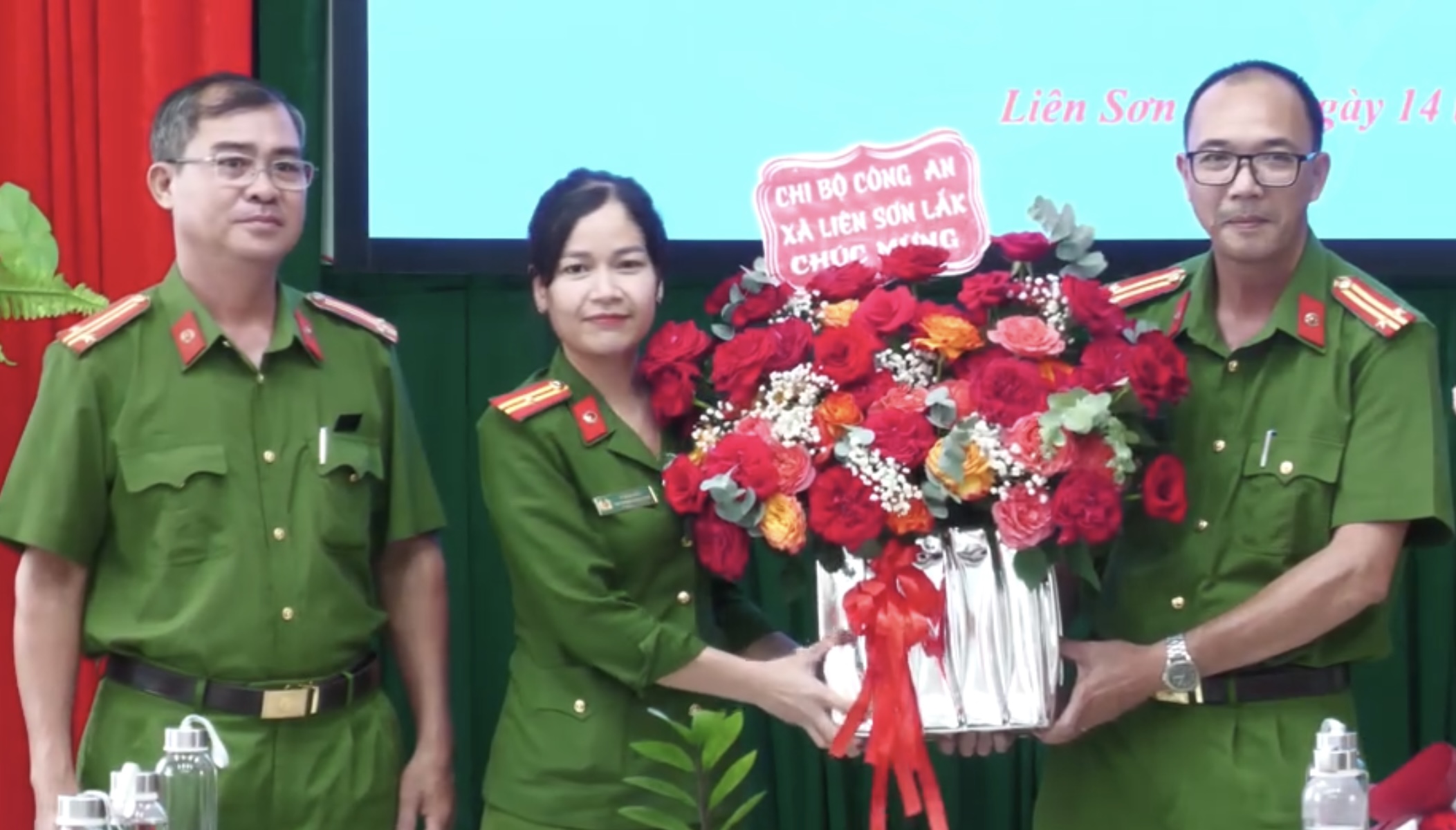 Thành lập Chi hội Phụ nữ Công an xã Liên Sơn Lắk