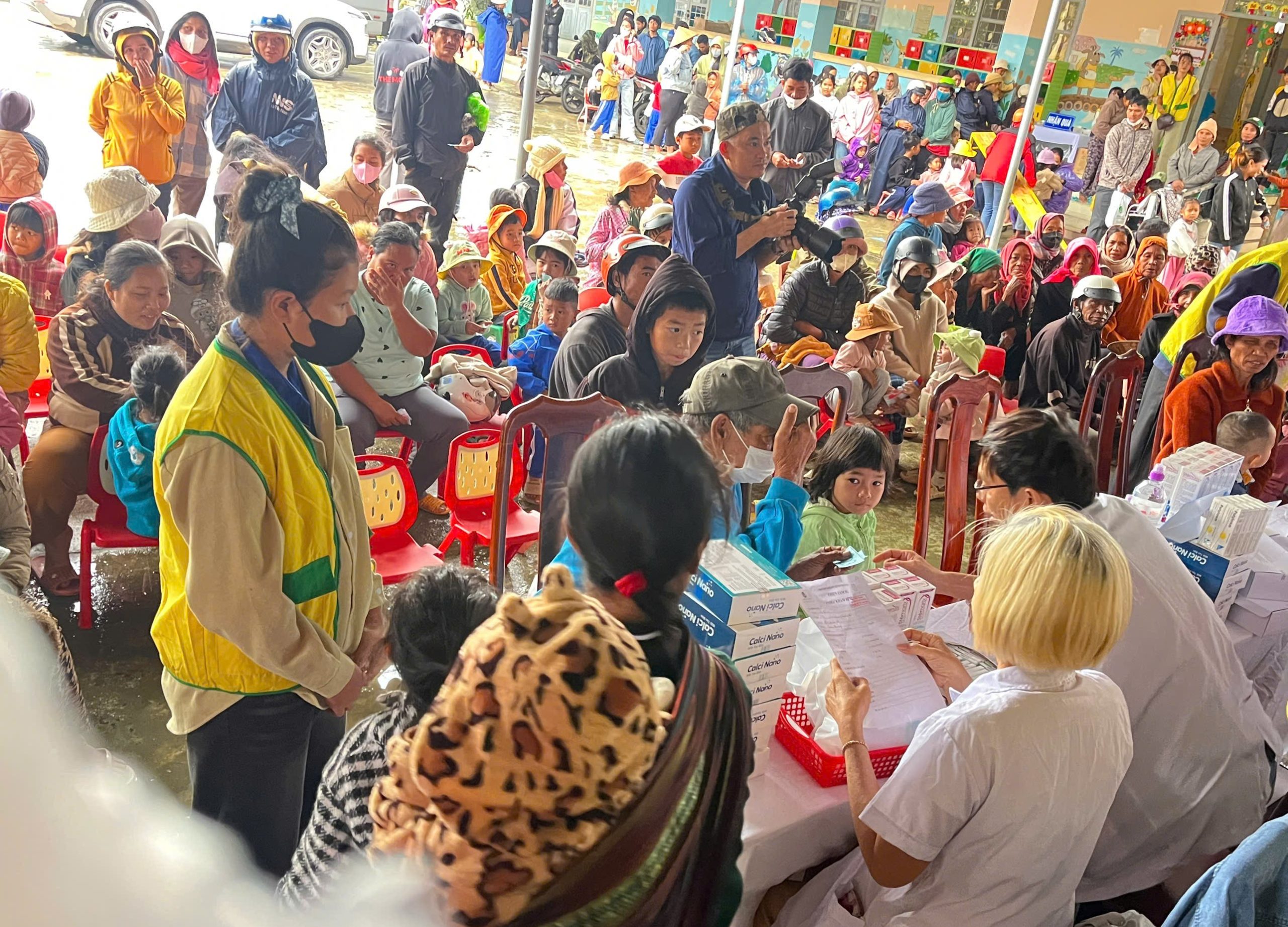 Hơn 485 lượt người dân xã Liên Sơn Lắk được khám chữa bệnh miễn phí