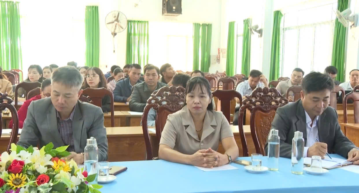 Khai giảng lớp bồi dưỡng nghiệp vụ công tác đảng dành cho Bí thư Chi bộ và cấp ủy viên cơ sở năm 2025