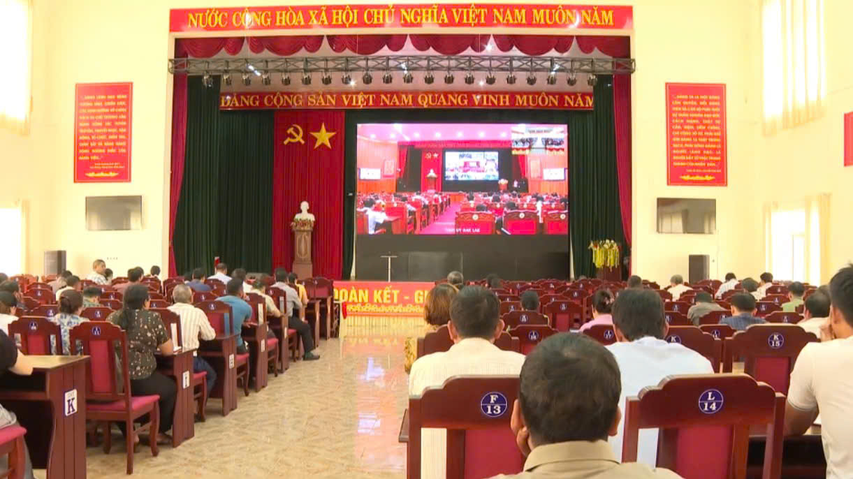 Đoàn ĐBQH tỉnh Đắk Lắk tiếp xúc cử tri sau Kỳ họp thứ 10, Quốc hội khóa XV