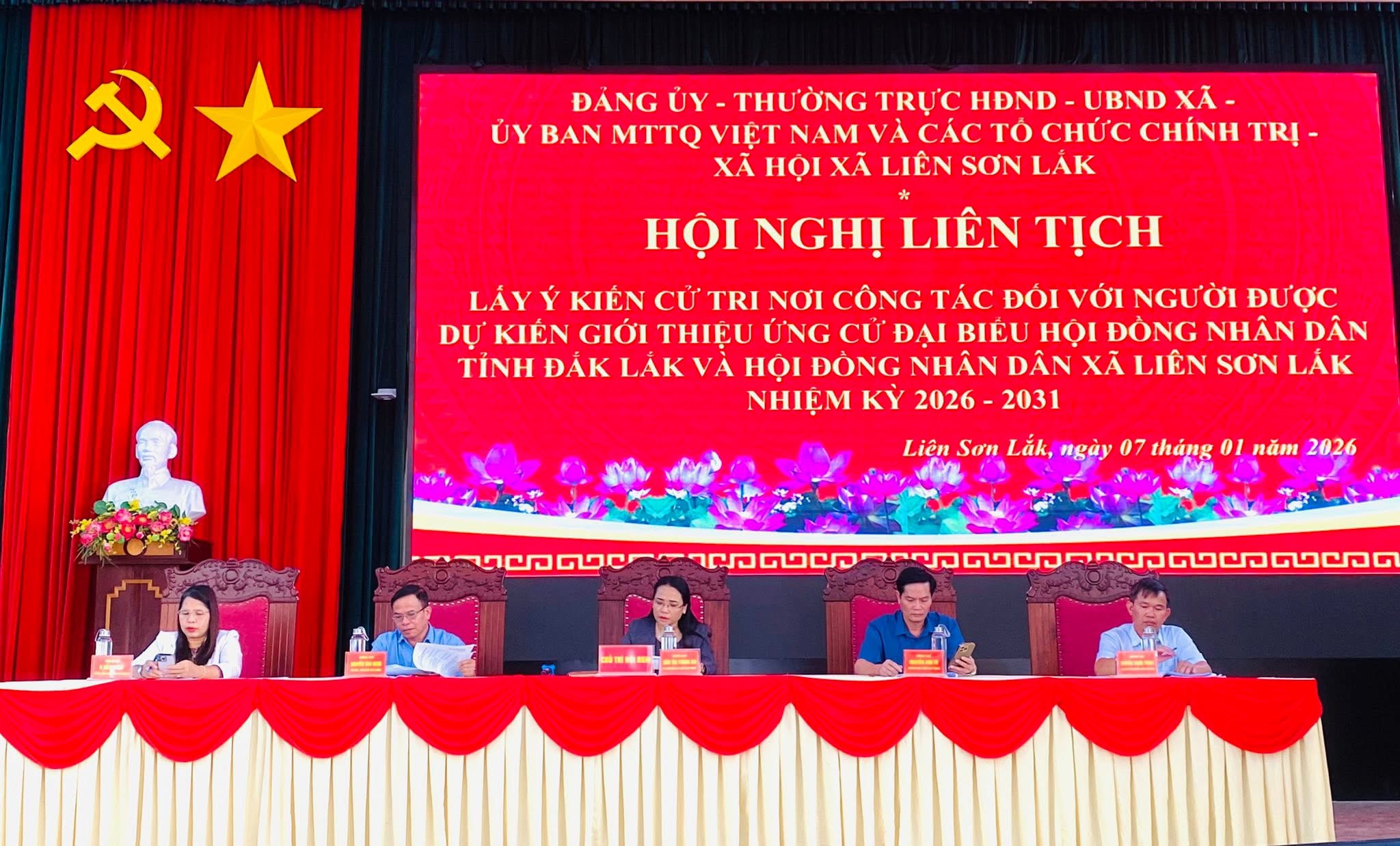 Hội nghị lấy ý kiến cử tri nơi công tác đối với người được dự kiến giới thiệu ứng cử Đại biểu HĐND tỉnh Đắk Lắk và đại biểu HĐND xã Liên Sơn Lắk, nhiệm kỳ 2026 – 2031